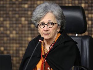 STF nega recurso de Elisabeth Carvalho sobre horas extras