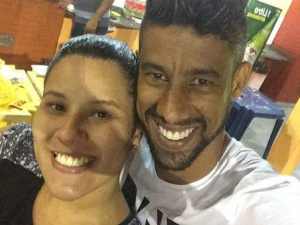 Irmã de Léo Moura é expulsa de casa após calote em Renato Augusto