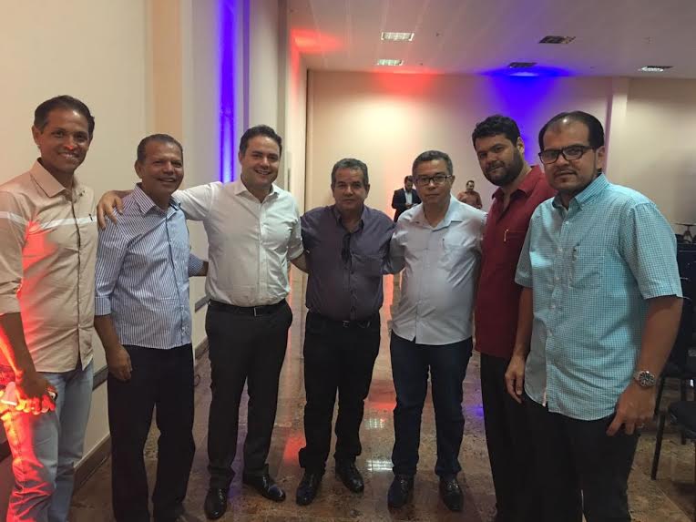 Prefeito de Atalaia se engaja nas mudanças da Educação em AL