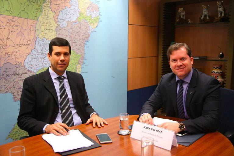 Marx Beltrão confirma que vai ter uma conversa com os prefeitos na AMA