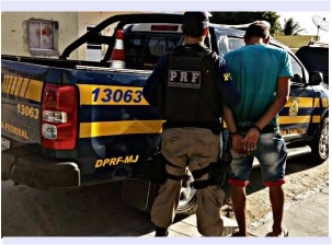 Suspeito de agiotagem é preso pela PRF em Santana do Ipanema