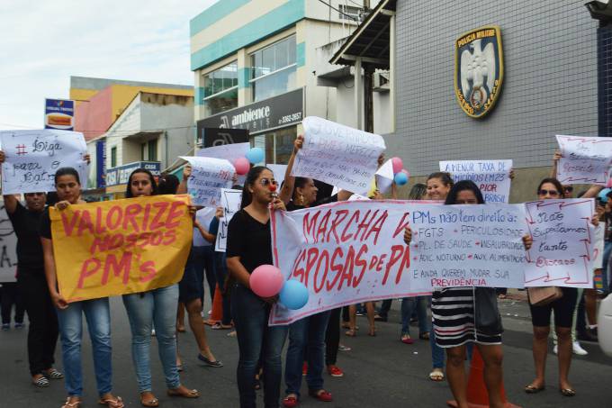 brasil-pm-espirito-santo-20170204-001