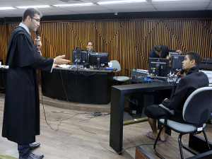 Jurados condenam réu a 17 anos por homicídio e ocultação de cadáver