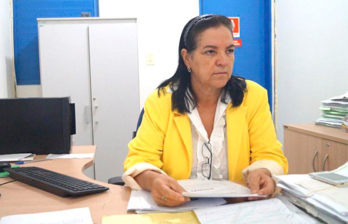 Delegada indicia mulher suspeita de envenenar marido