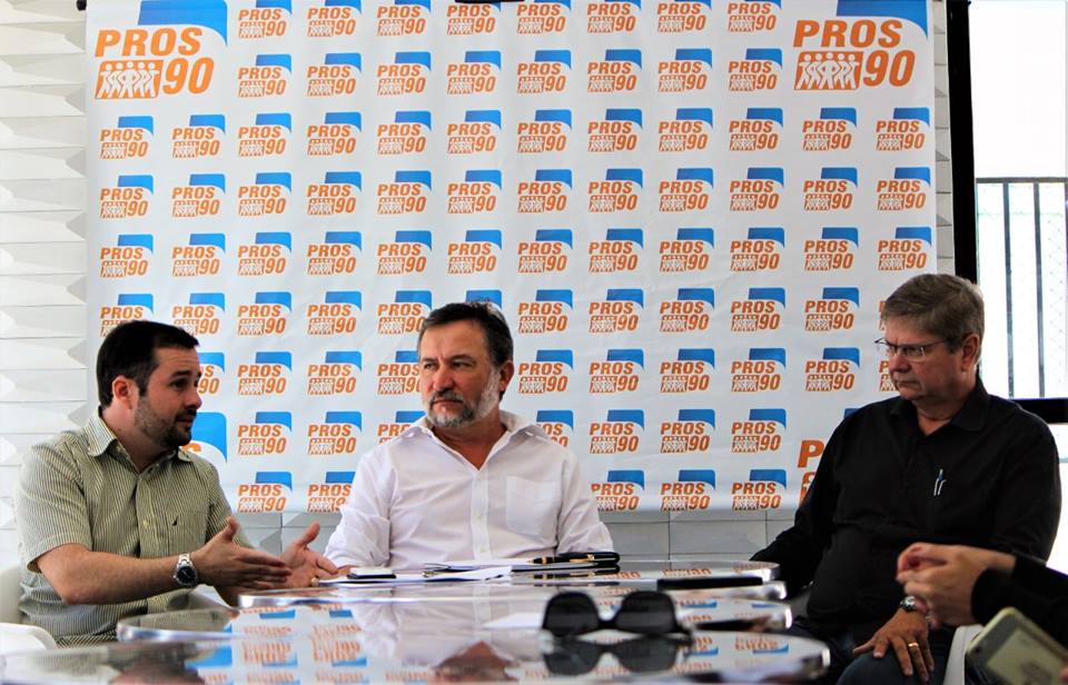 PROS de Alagoas tenta atrair Alexande Toledo