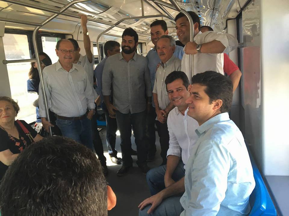 Rui Palmeira visita obras de expansão do VLT com Ministro Quintella e Senador Benedito de Lira