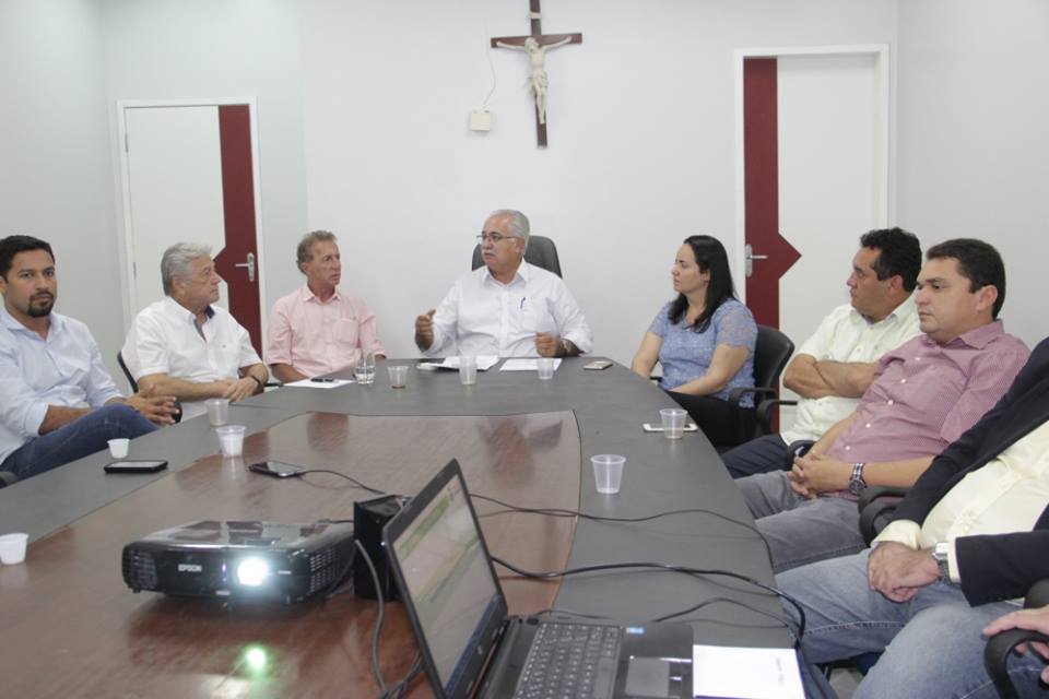 Rogério presta conta de 100 dias de gestão ao presidente do PSDB, Teotonio Vilela