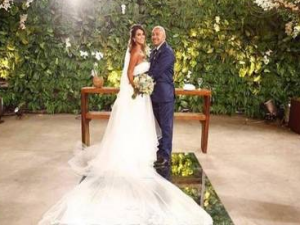 Tiririca se casa em Fortaleza depois de 20 anos juntos