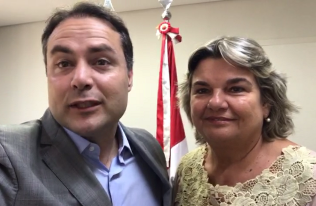 Prefeita de Coqueiro Seco recebe apoio de Renan Filho para investir no Turismo