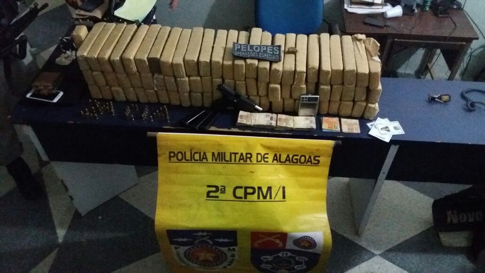 Irmãos são presos em Novo Lino e polícia apreende cerca  50 kg de maconha