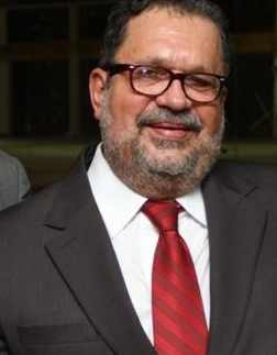 Encontro entre jornalista e ex-prefeito de Palmeira gera especulações