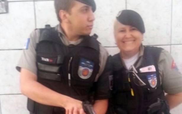 Tal mãe, tal filho: jovem segue os passos da mãe na PM-AL