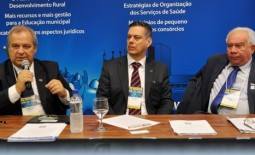 Sergio Lira debate a Lei Rouanet e o Fundo a Fundo na marcha dos prefeitos