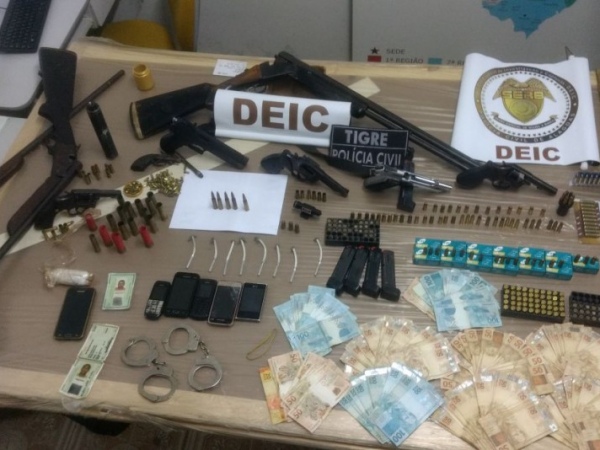 Operação resulta em duas mortes, três feridos e apreensão de armas em Arapiraca