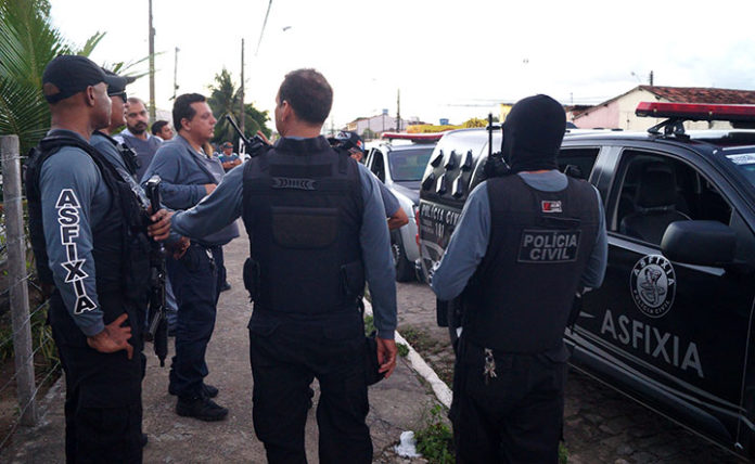 Asfixia prende homem por roubo em Maceió