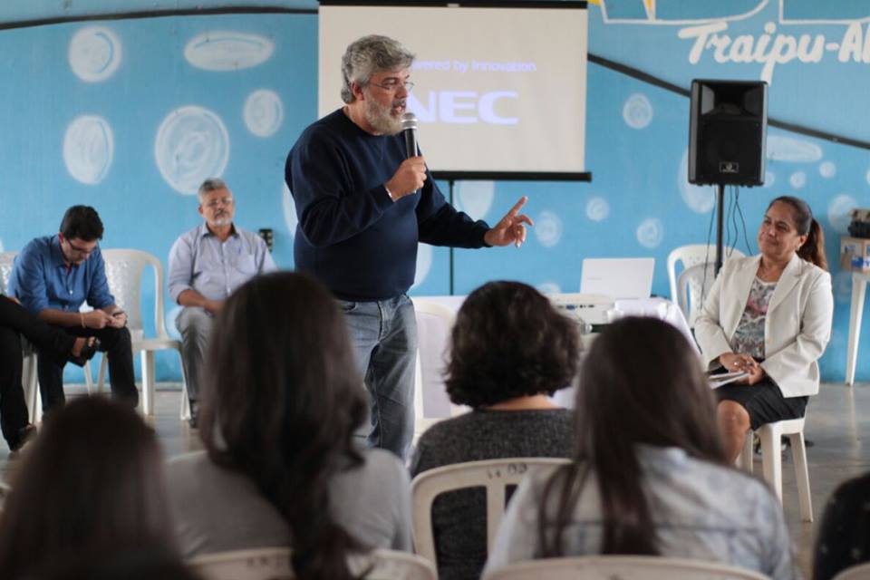 Alunos da Uneal vão à Traipu conhecer como se constrói uma gestão pública positiva