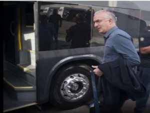 Dorival Júnior é o nome mais cotado pela diretoria para substituir Ceni