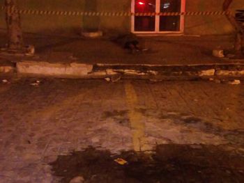 Morador de rua é esfaqueado e morre na calçada do quartel da PM