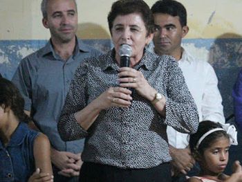 Crise força mais duas Prefeituras dispensarem servidores em AL