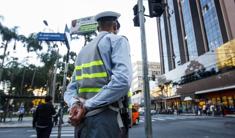 Agentes de Trânsito poderão andar armados!