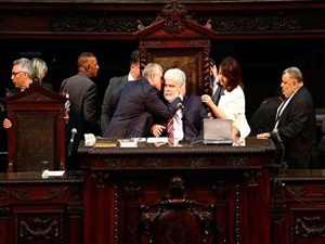 TJ anula sessão da Assembleia que soltou deputados