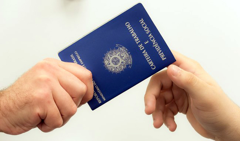 Foi demitido ou pediu demissão? Conheça seus direitos.