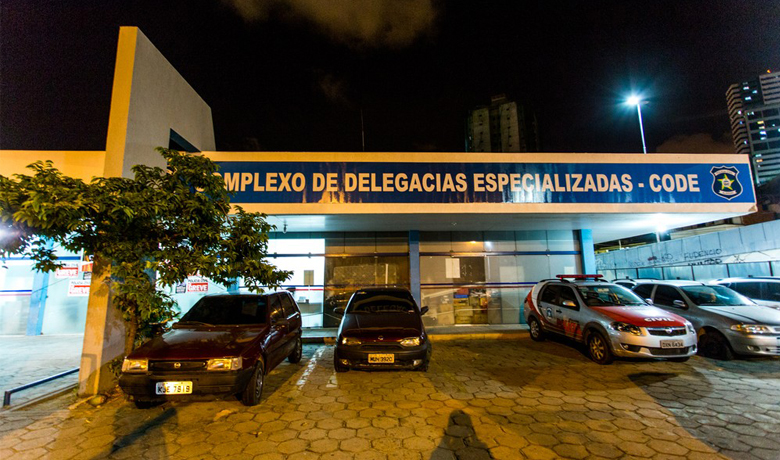 Polícia prende suspeitos de tráfico e apreende maconha e cocaína em Maceió
