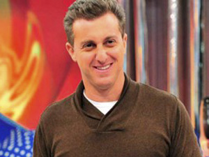 Luciano Huck anuncia a amigos que não vai se candidatar