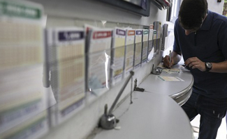 Mega-Sena: ninguém acerta as seis dezenas e prêmio vai a R$ 50 milhões