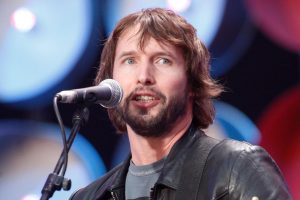 James Blunt sobre tocar no casamento real: ‘Estou ensaiando’