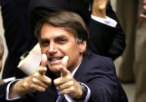 PGR denuncia deputado Jair Bolsonaro ao Supremo por crime de racismo
