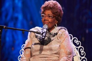 Aos 97 anos, morre Dona Ivone Lara, a primeira-dama do samba