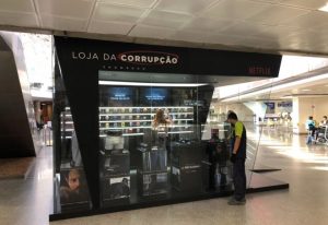Netflix monta showroom para corruptos no Aeroporto de Brasília