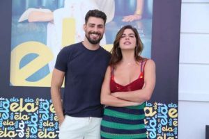 Cauã Reymond comenta foto de Mariana Goldfarb: ‘Minha garota do Fantástico’