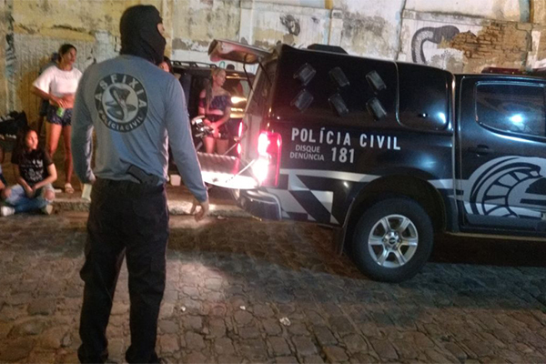 Dois acusados de crimes de homicídio são presos em Maceió