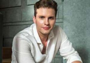 Thiago Fragoso recebe cuidados ao gravar casamento de Patrick e Clara. Saiba!