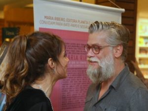 Fábio Assunção deleta foto com Maria Ribeiro e fãs especulam término