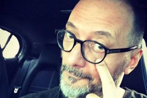 Britto Jr. detona Sabrina Sato: “Tudo por dinheiro. Não há neurônio”