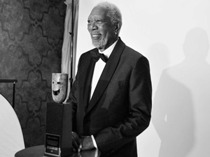 Morgan Freeman poderá perder prêmio após acusações de assédio sexual