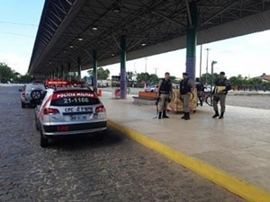 Tiroteio deixa cinco feridos à bala próximo a terminal em Maceió