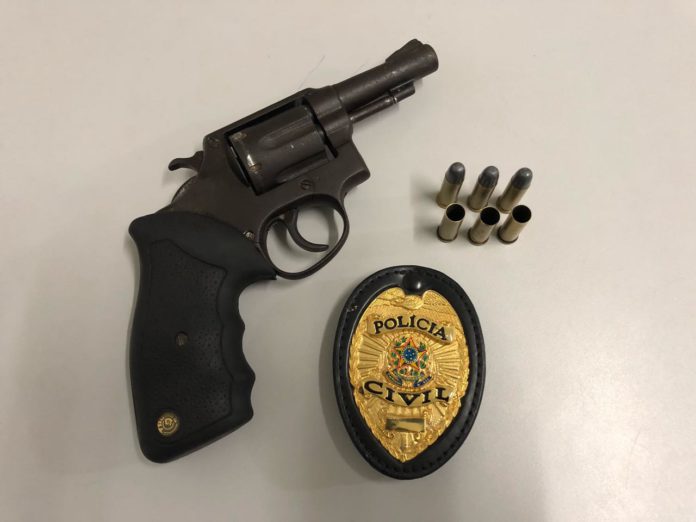 Polícia prende duas pessoas e evita homicídio no Agreste