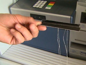 Banco é condenado após acusar cliente de instalar chupa-cabra em terminal