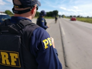 Homem é preso por embriaguez ao volante e direção perigosa na BR-316