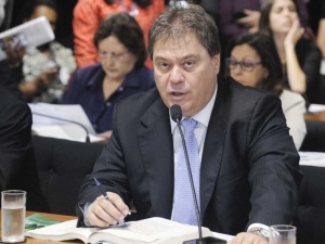 Preso, ex-senador Gim Argello é denunciado mais uma vez pela Lava Jato