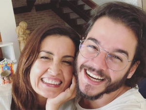 Na Espanha, Fátima Bernardes ganha declaração de Túlio Gadêlha: “Volta Logo”