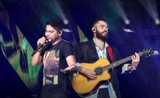 Jorge e Mateus discutem no palco durante show; assista