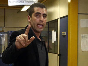 Médico que fazia cirurgias em casa tem prisão preventiva decretada