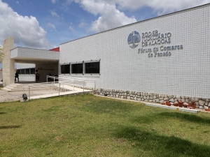 Júri condena acusado de homicídio em Penedo a 25 anos de prisão