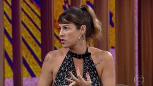 “Não dá pra deixar de beijar e trepar por política”, afirma Luana Piovani