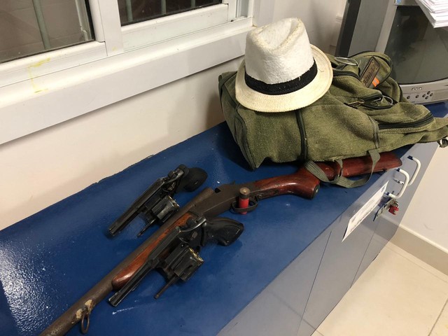 Suspeitos de matar adolescente já tinham mandados de prisão por outros crimes, diz polícia